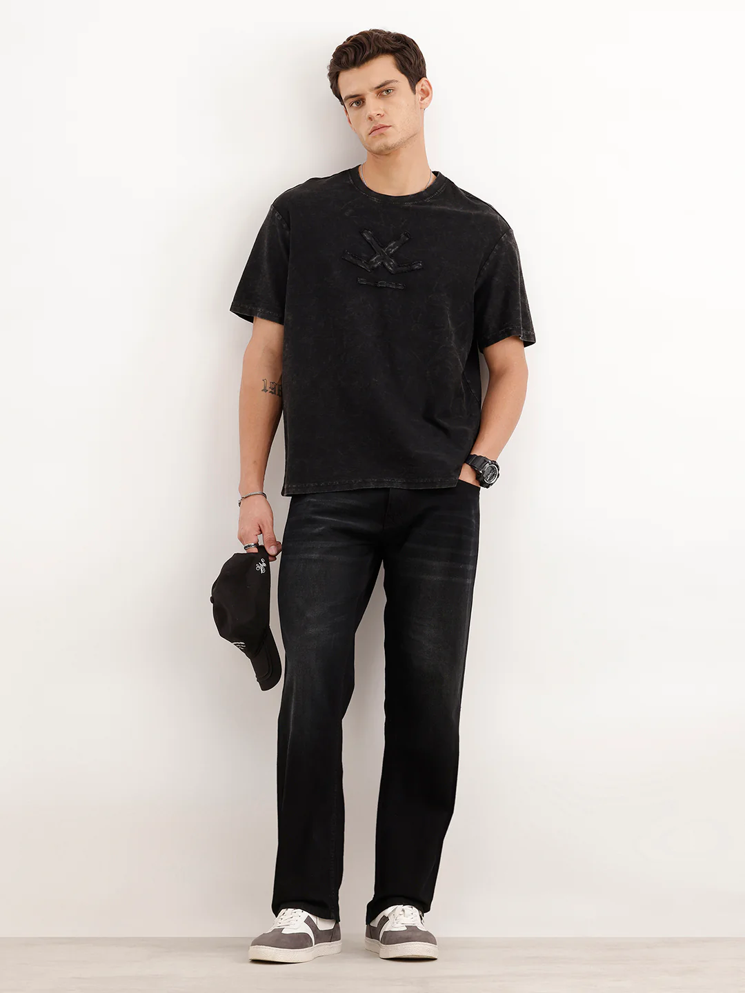 Anti Fit Faded Denim Jeans  | Black - Image 2