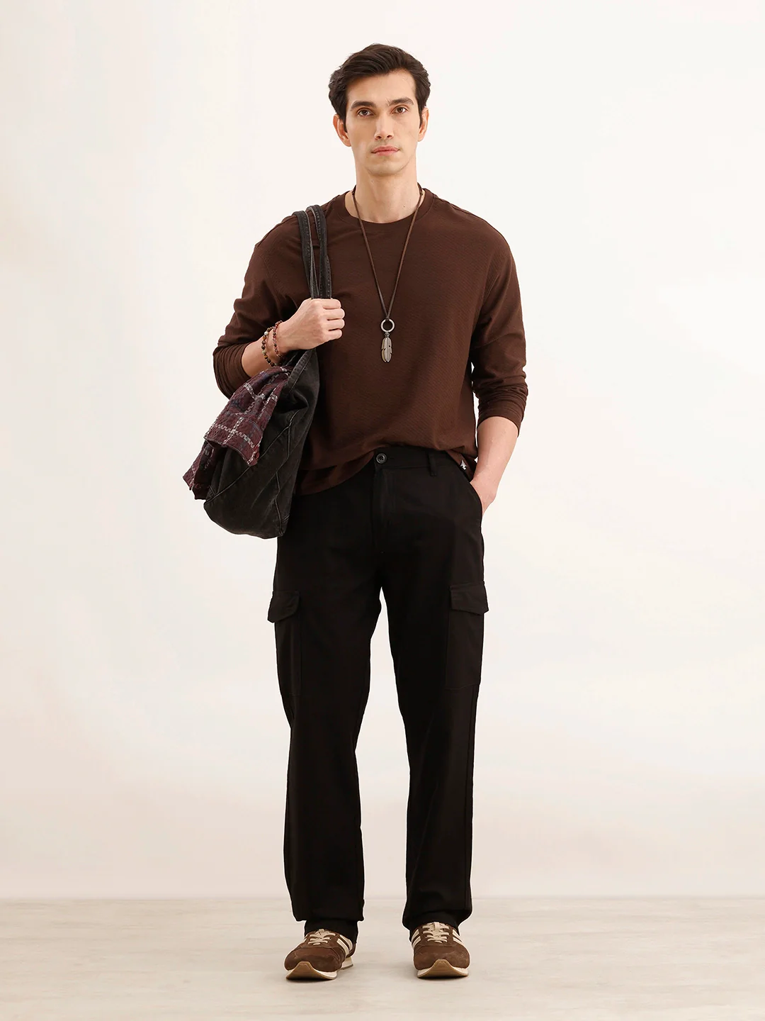 Anti Fit Solid Cargo Trouser | Black - Image 2