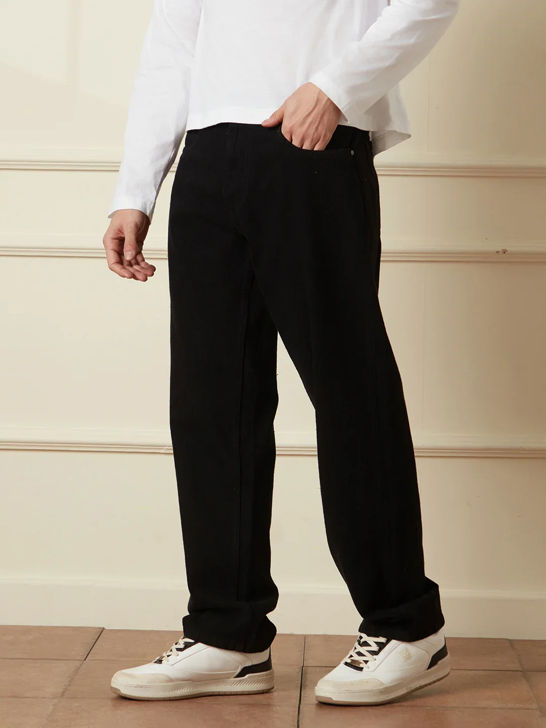 Casual Anti Fit Jeans | Black - Image 4
