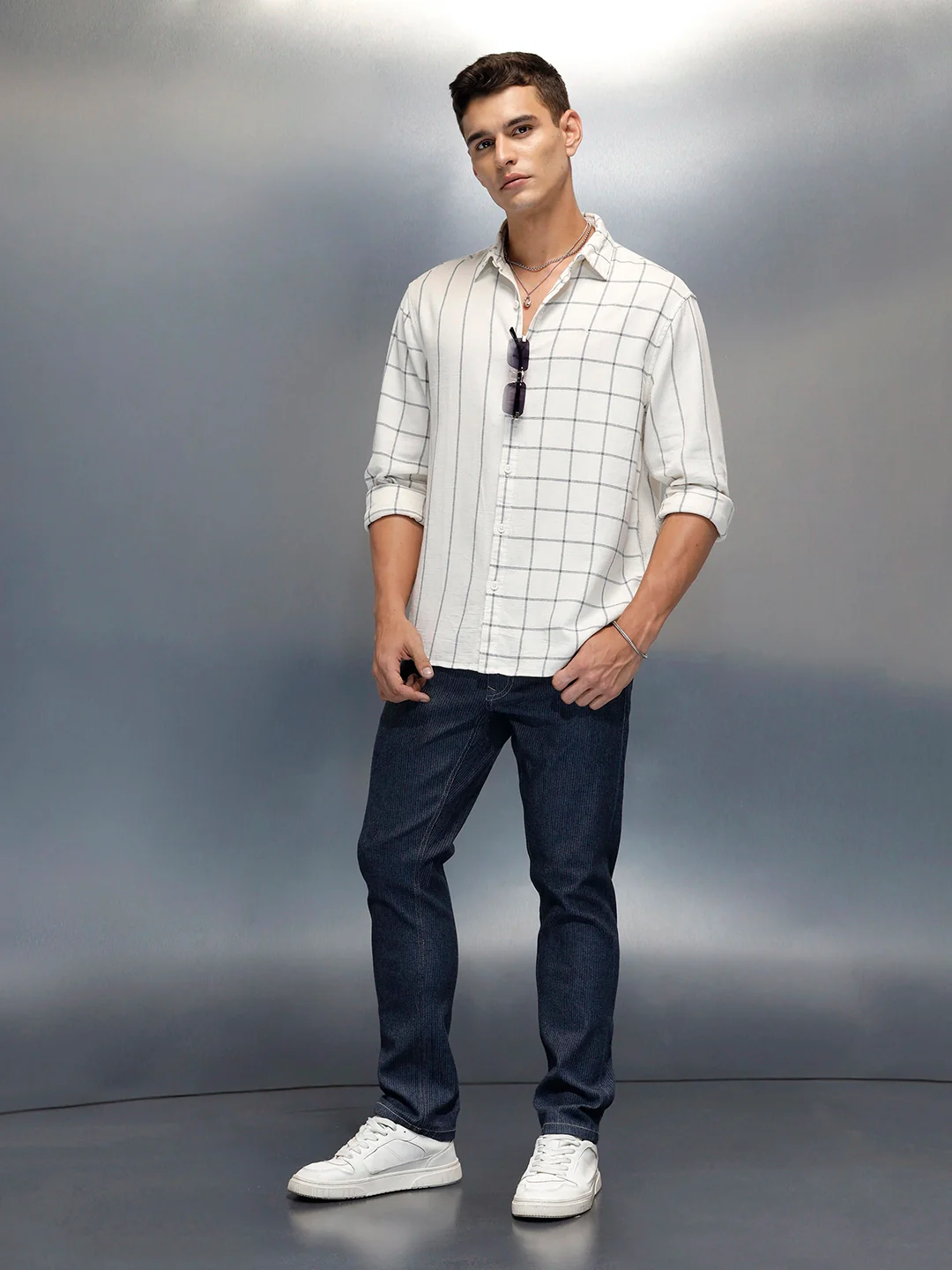 Asymmetrical Pattern Comfort Fit Men's Casual Shirt | White - Image 2