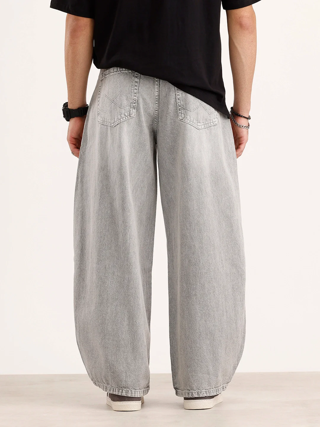 Balloon Fit Denim Jeans | Grey - Image 3