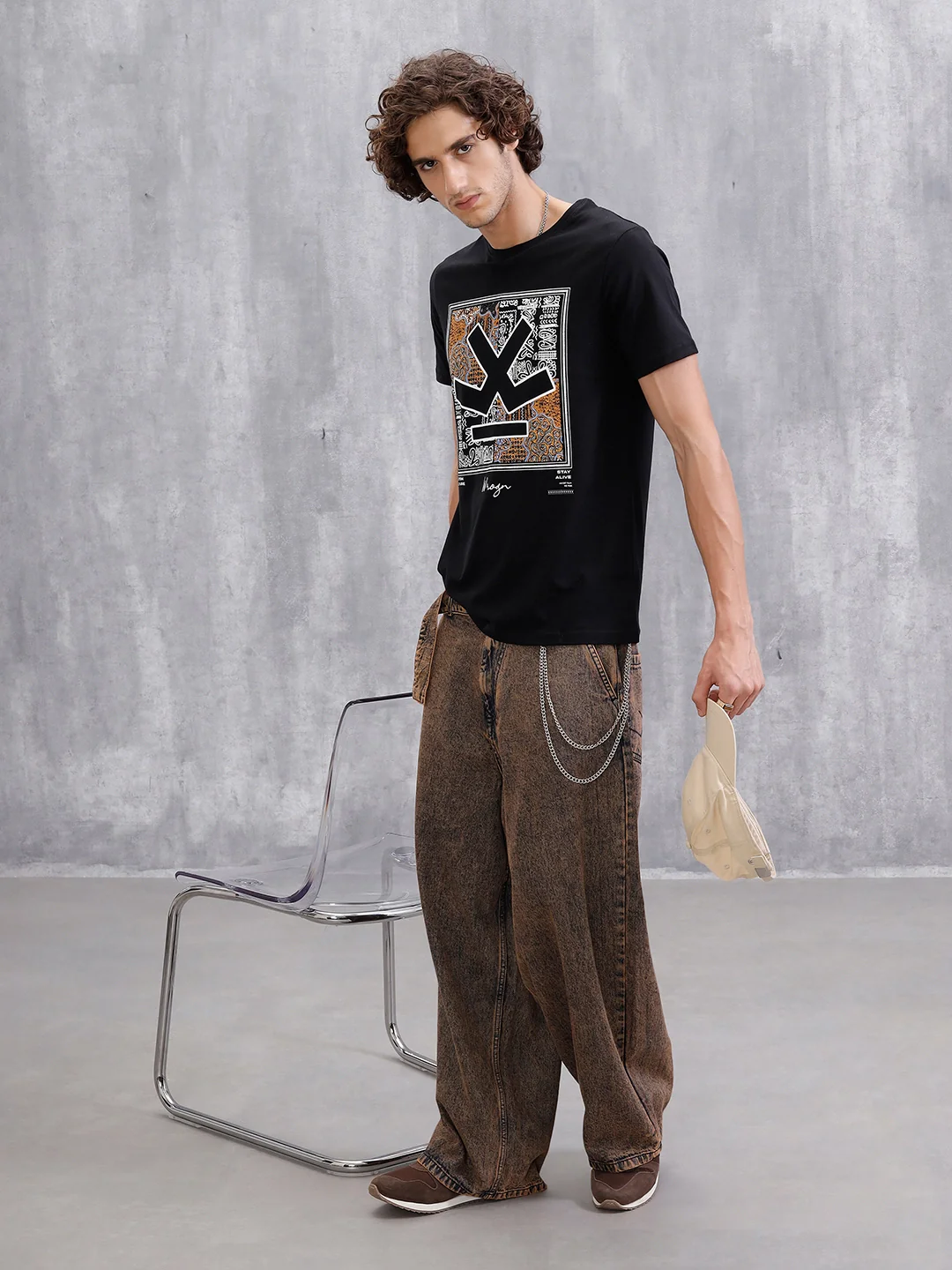 Bandana Logo Printed Slim Fit T-Shirt | Black - Image 3
