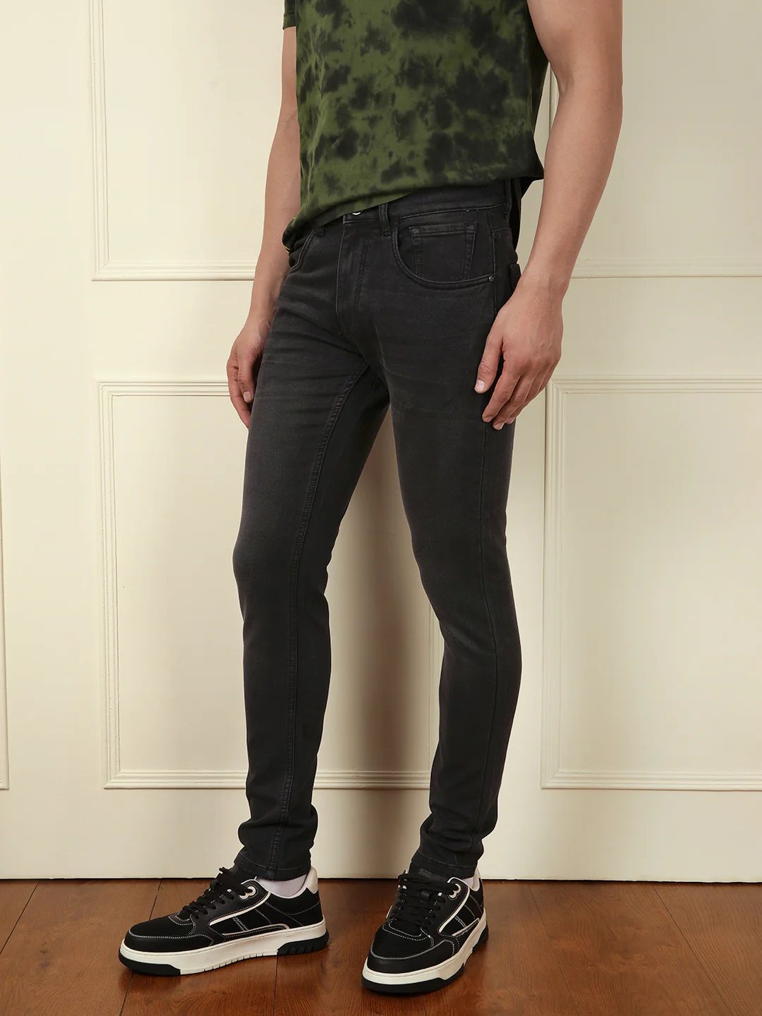 Light Faded Slim Tapered Jeans | Black - Image 4