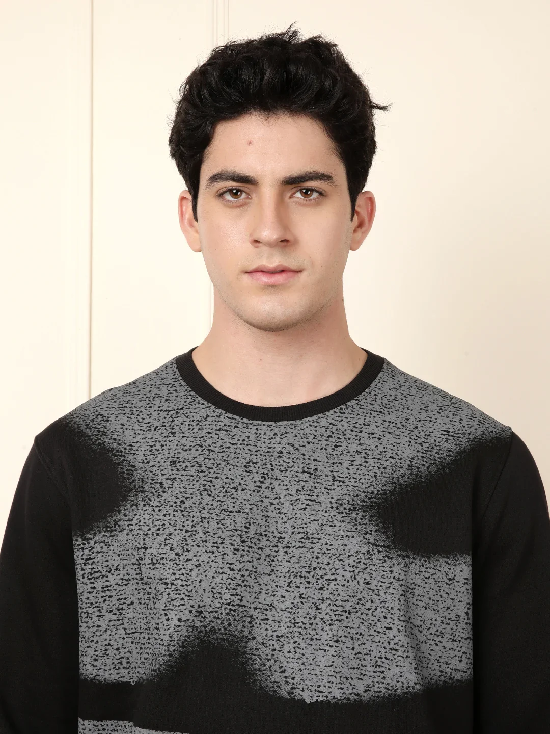 Black Polycotton Slim Fit Sweatshirt - Image 5
