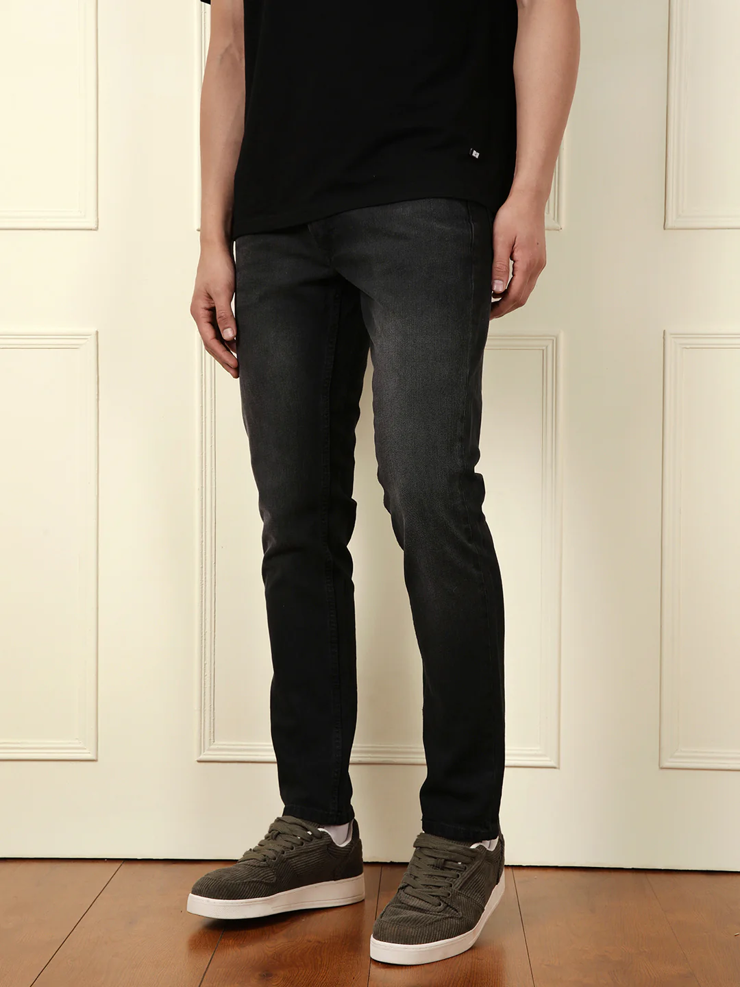 Casual Heavy Fade Slim Fit Jeans | Black - Image 4