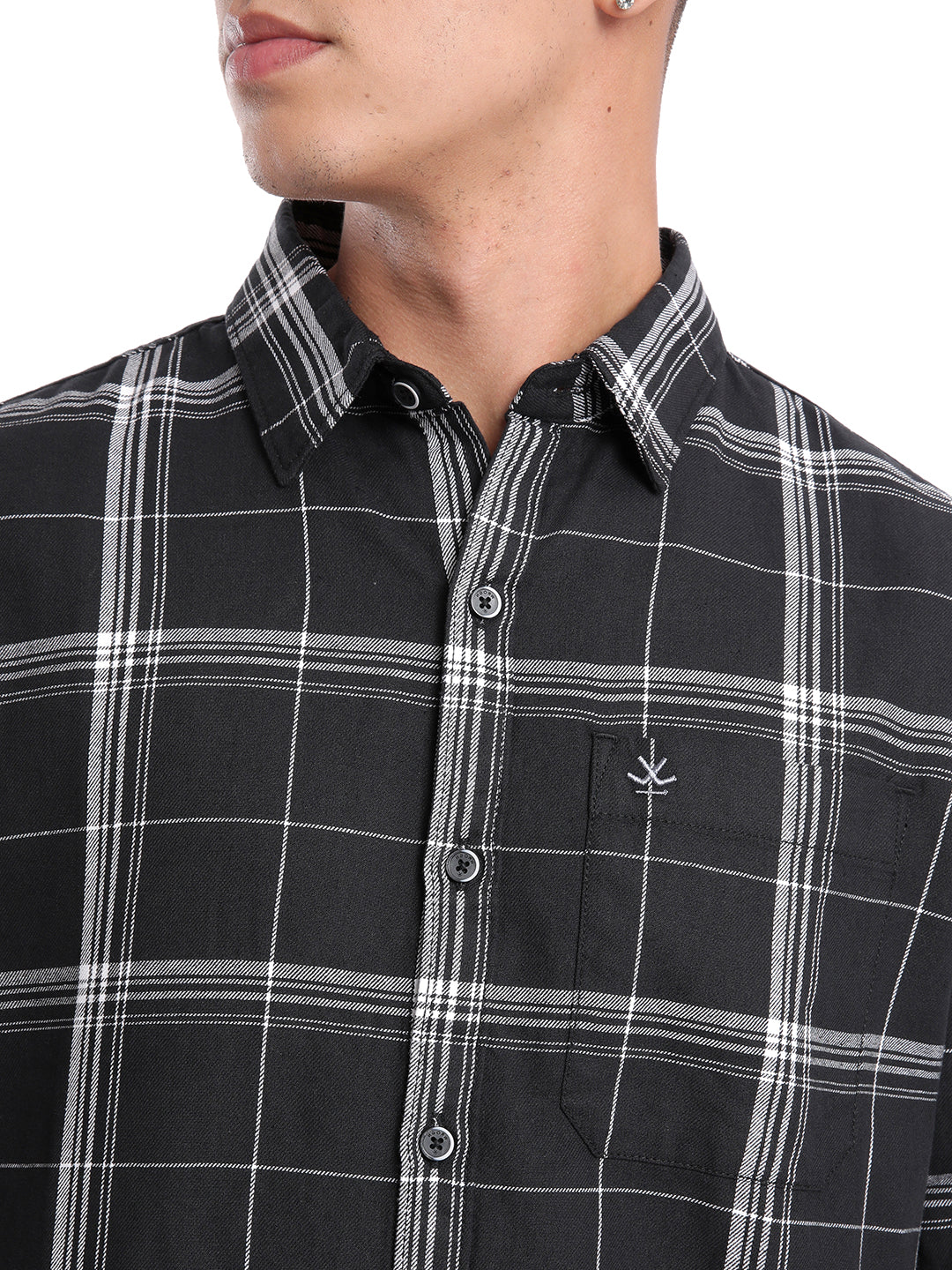 Black & White Classic Checked Shirt - Image 5