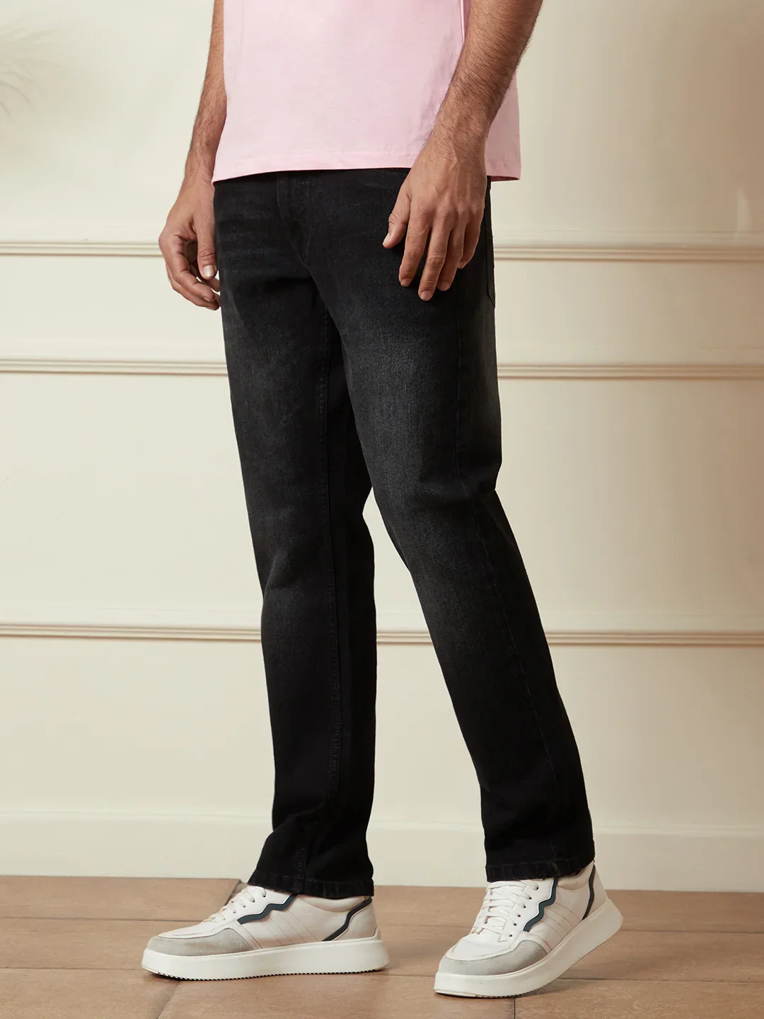 Light Fade Straight Fit Jeans | Black - Image 4