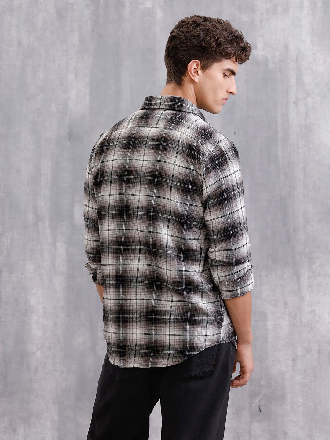 Brushed Flannel Utility Shirt In Slim Fit | Black - Image 3