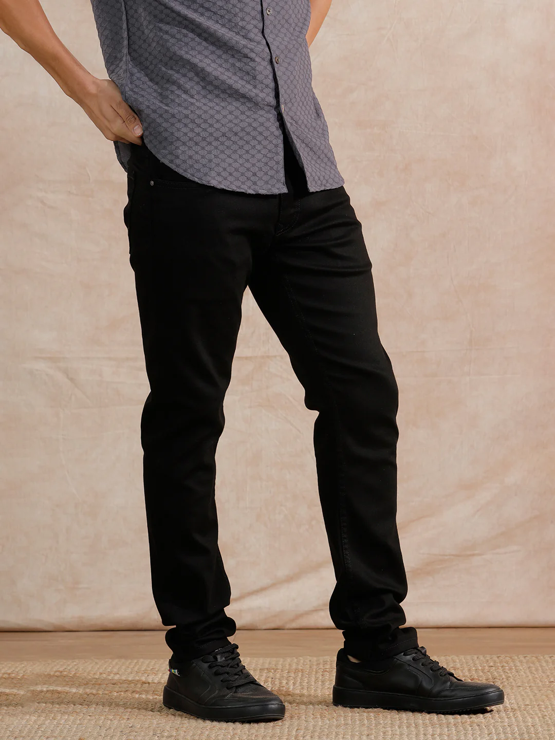 Casual Slim Fit Jeans | Black - Image 4