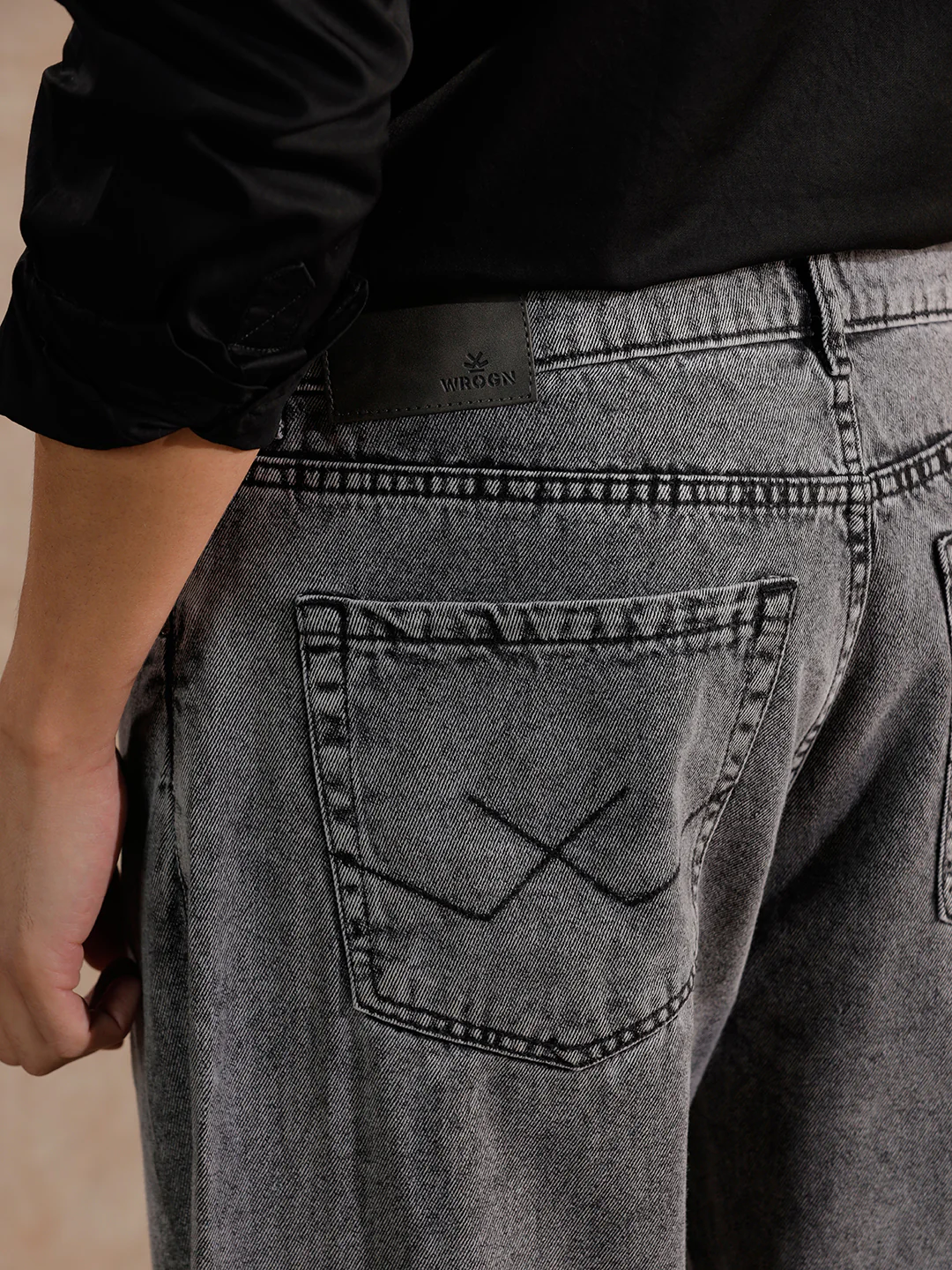 Casual Heavy Fade Loose Fit Jeans | Grey - Image 5
