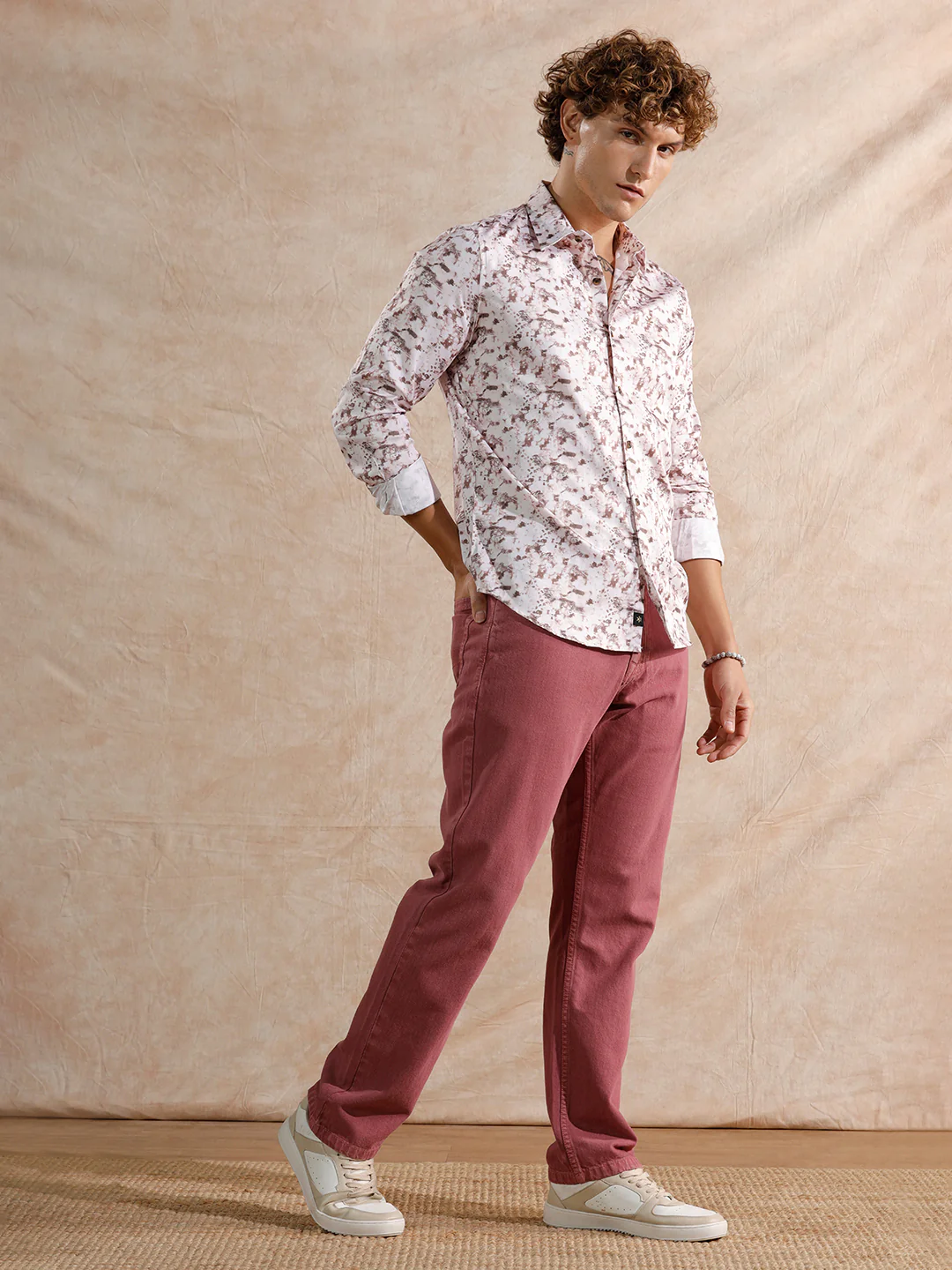 Casual Heavy Fade Relaxed Fit Jeans | Maroon - Image 2