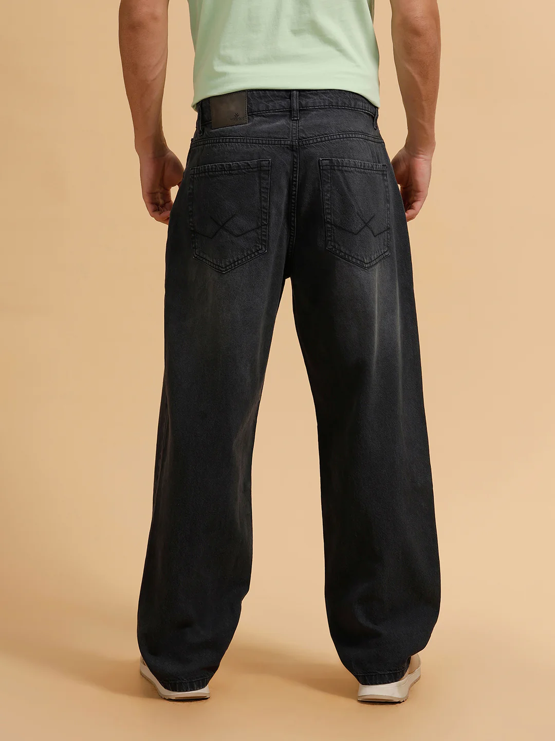 Casual Light Fade Loose Fit Jeans | Dark Grey - Image 3