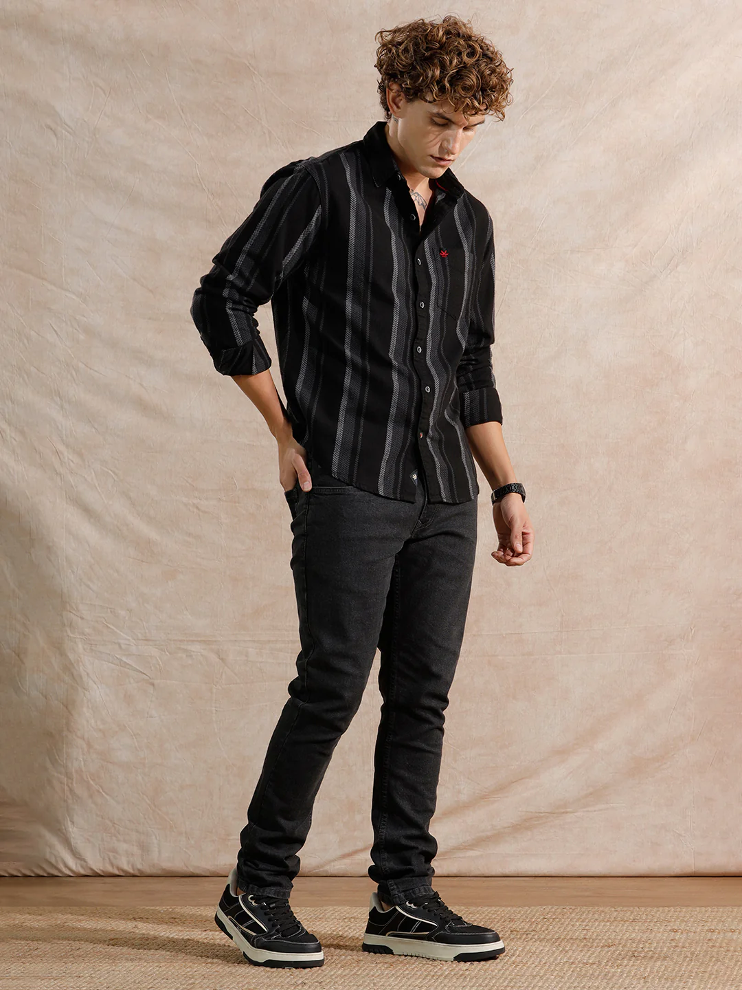 Casual Light Fade Slim Fit Jeans | Dark Grey - Image 2