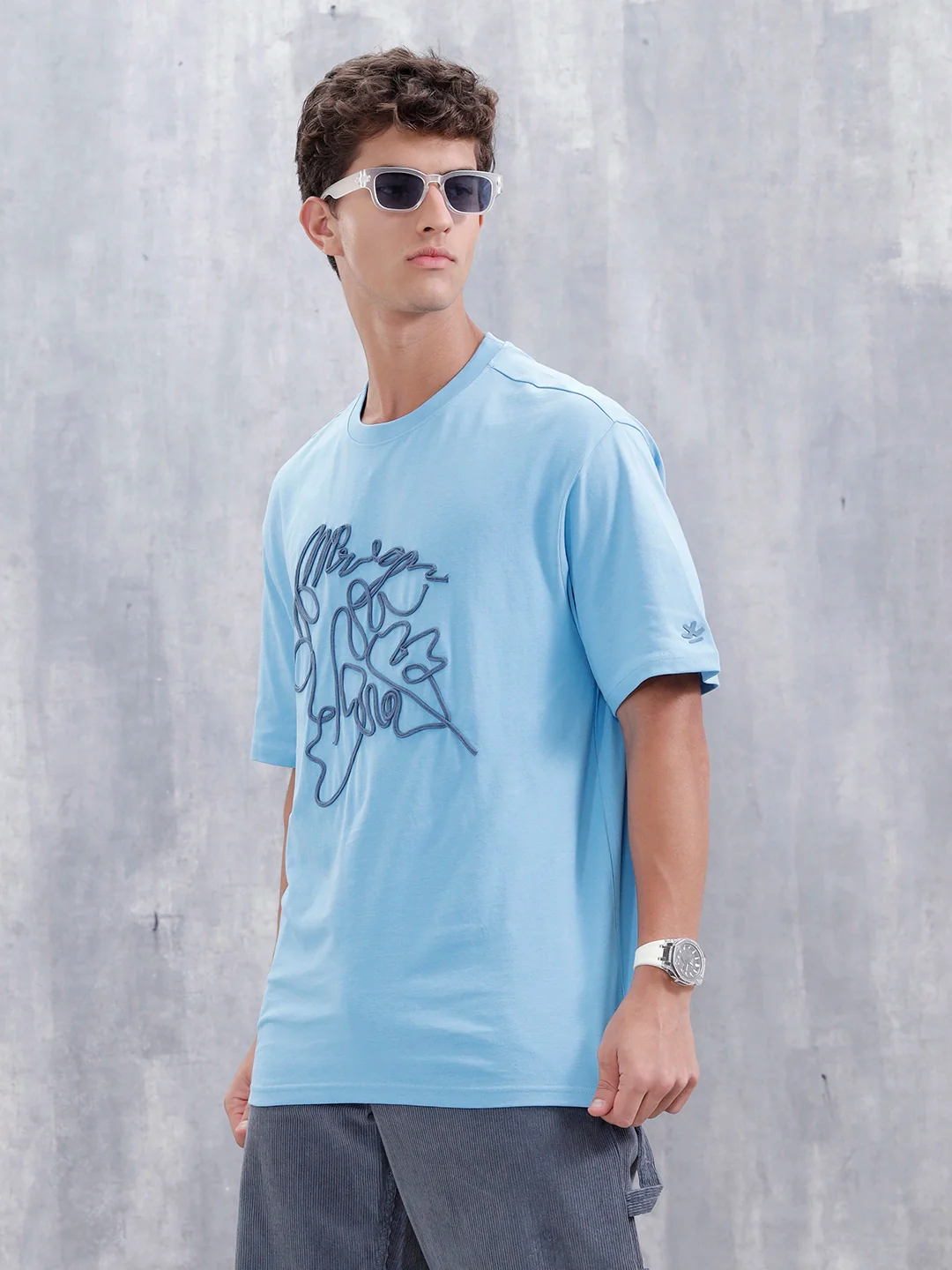 Casual Men Oversized Fit Tee With Cord Detailing | Blue - Image 4
