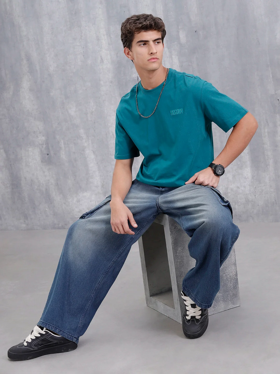 Casual Men Oversized Fit Tee With Graphic | Green - Image 2