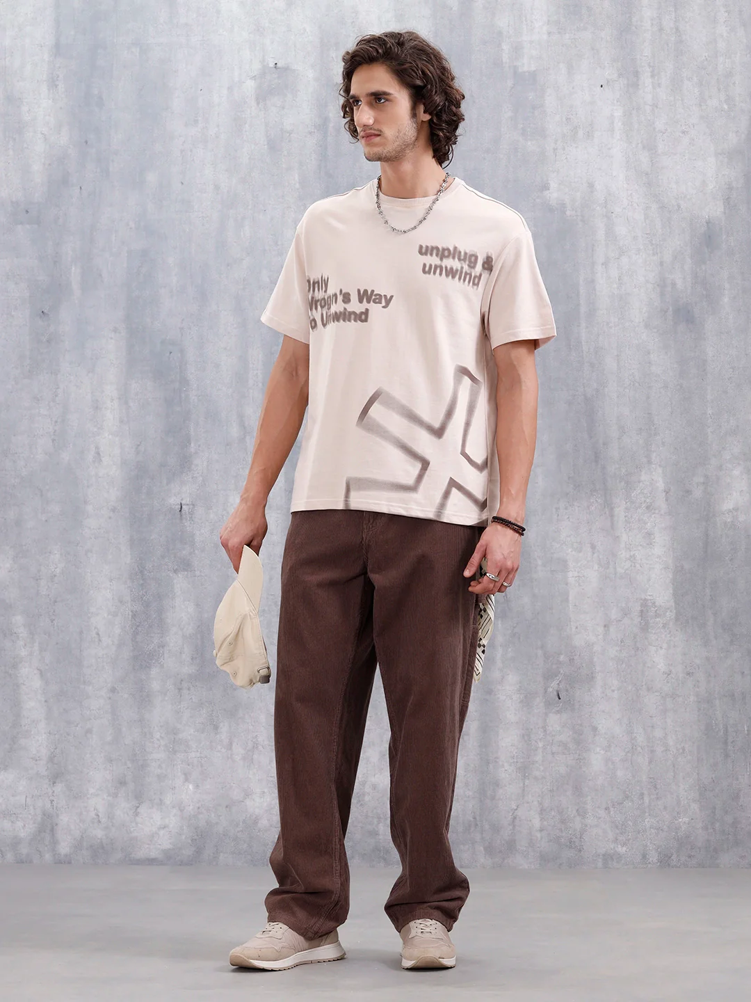 Casual Men Oversized Fit Tee With Placement Graphic | Beige - Image 2