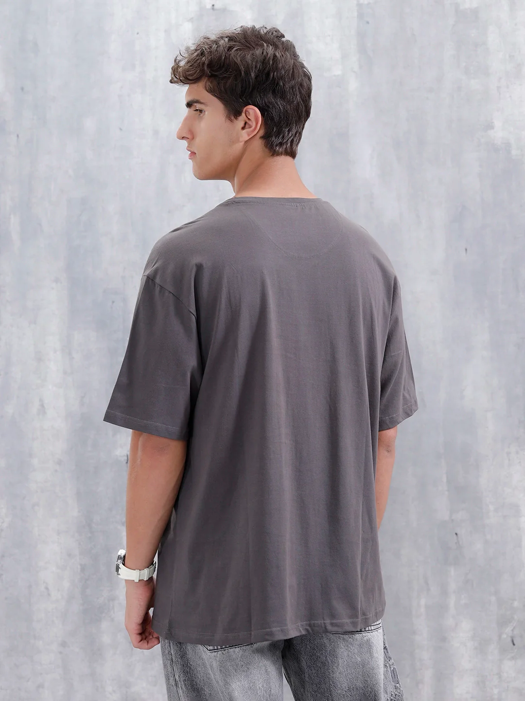 Casual Men Sporty Look Oversized Fit Tee With Print | Grey - Image 3