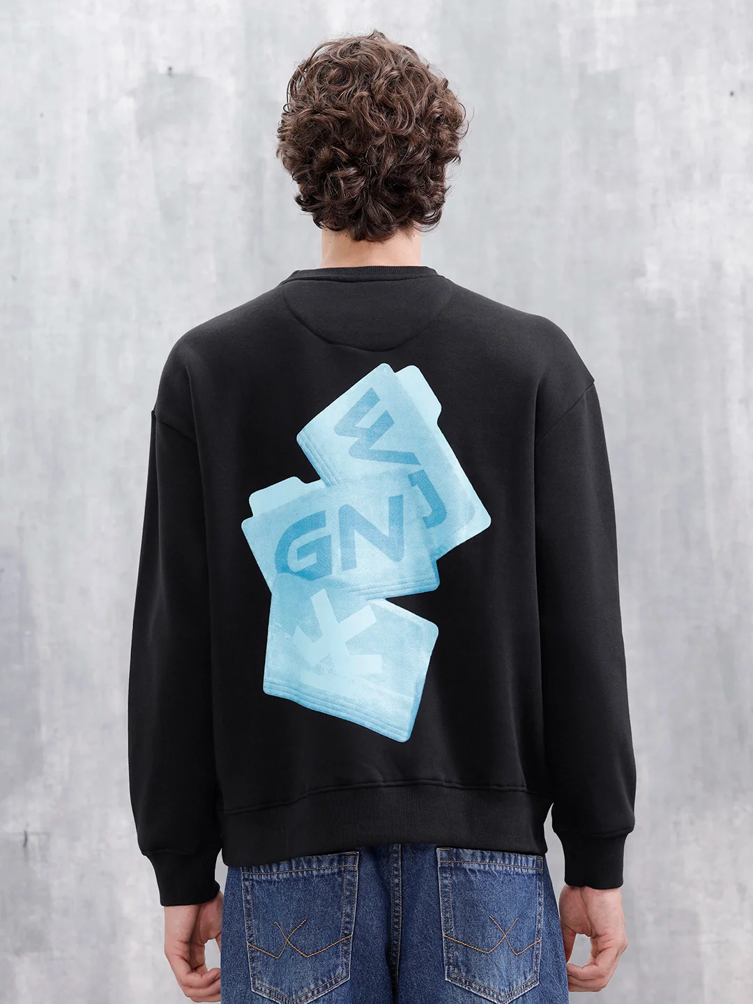 Casual Oversized Sweatshirt With Statement Graphic | Black - Image 6