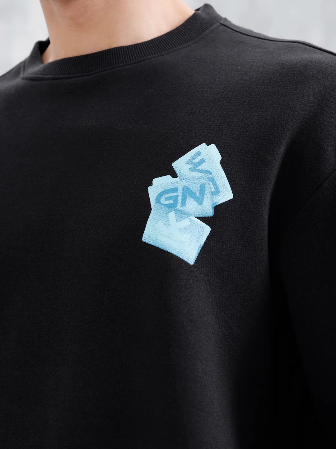 Casual Oversized Sweatshirt With Statement Graphic | Black - Image 7