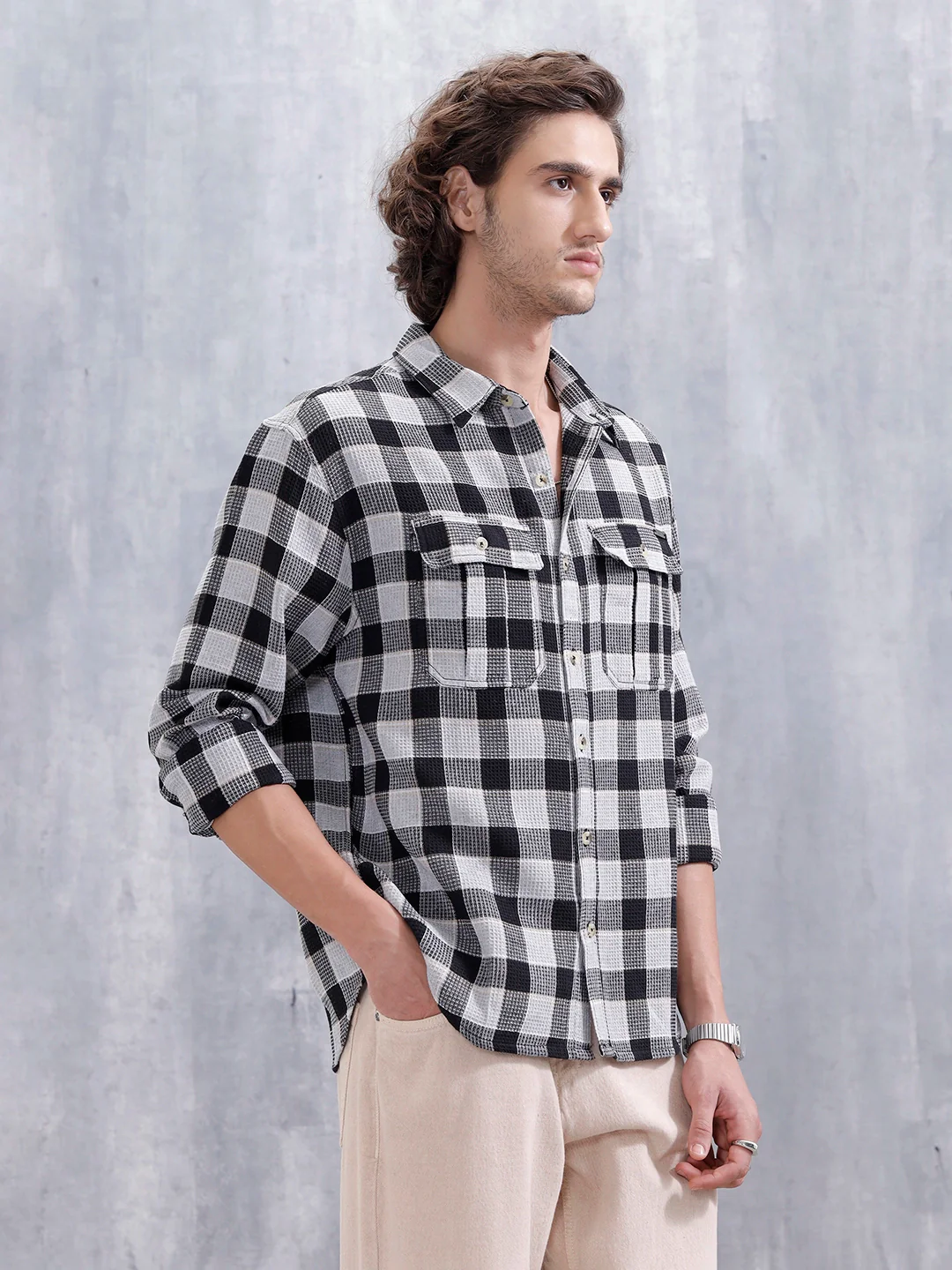 Checkered Pattern Double Pocket Comfort Fit Shirt | Black - Image 4