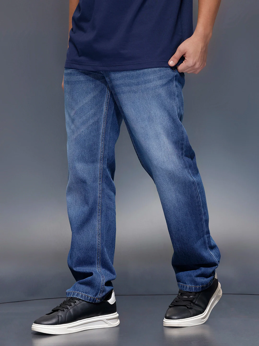Classic Anti Fit Jeans   |  Blue - Image 4