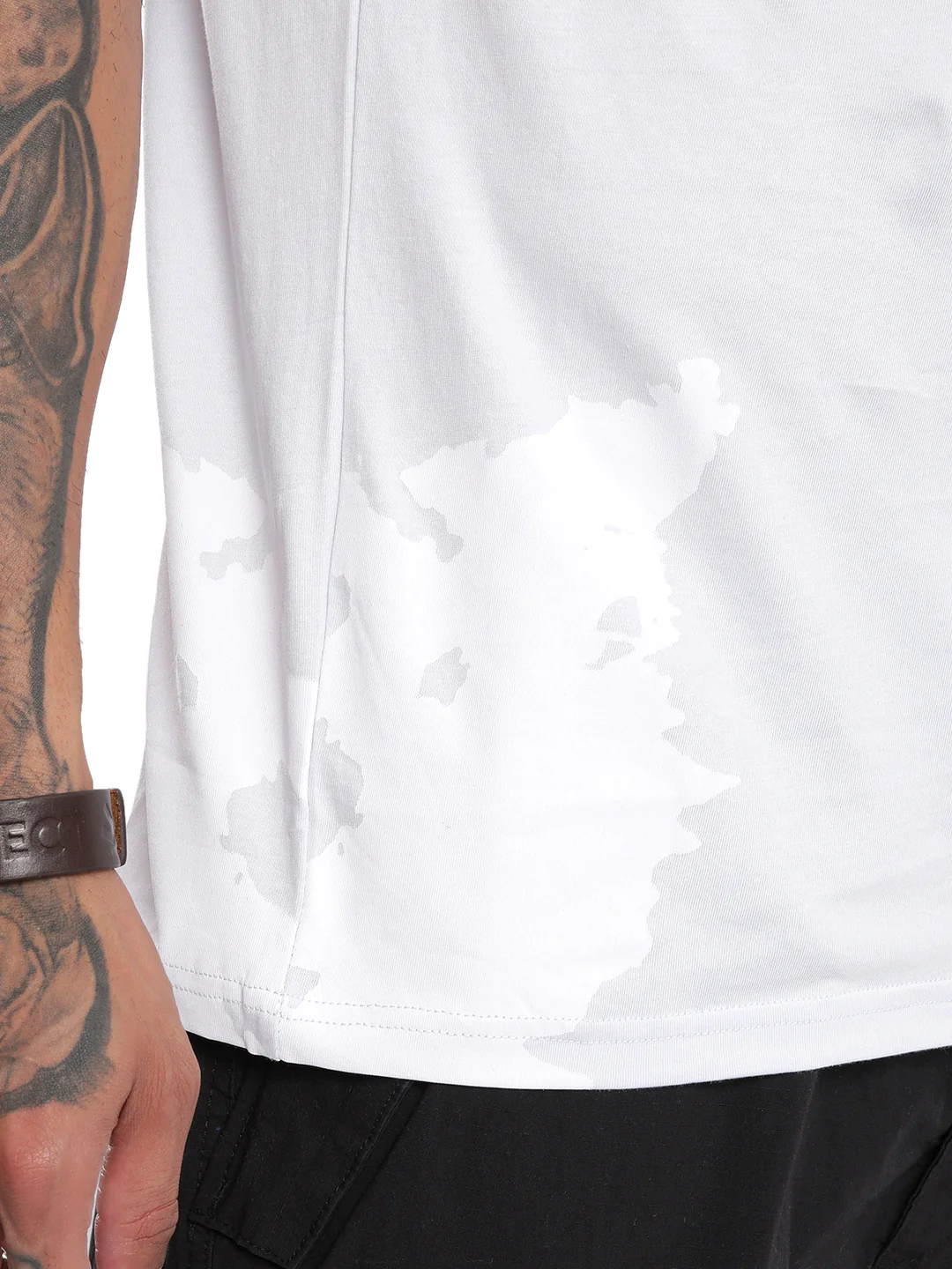 Classic Crew Neck Serenity Printed T-Shirt - Image 5