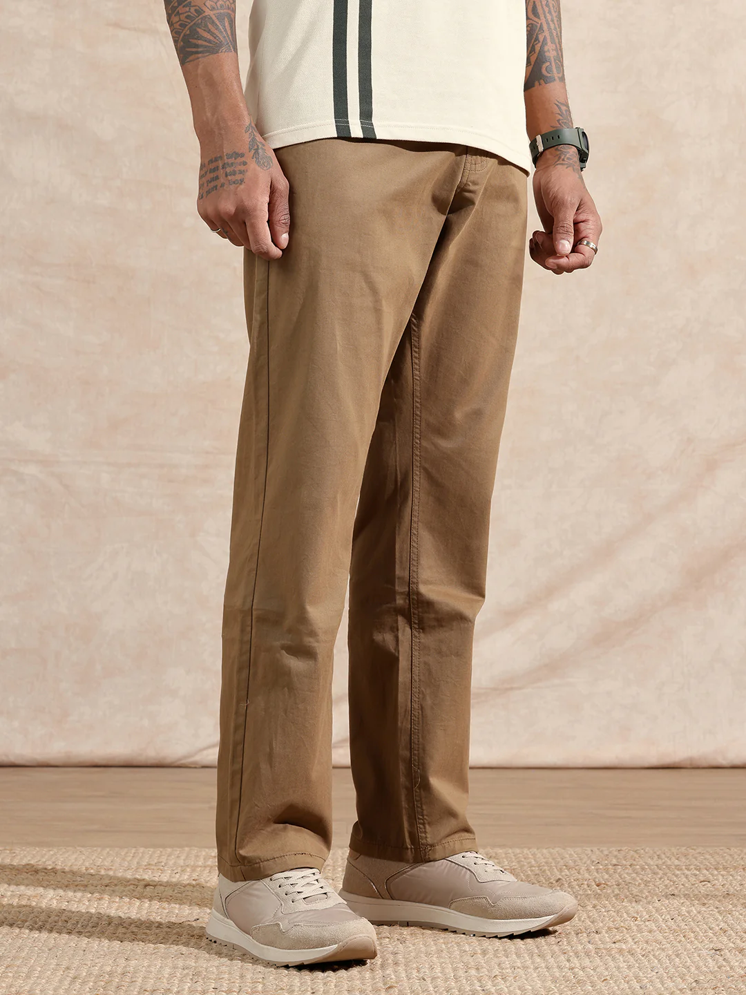 Classic Relaxed Fit Chino Trouser  | Khaki - Image 4