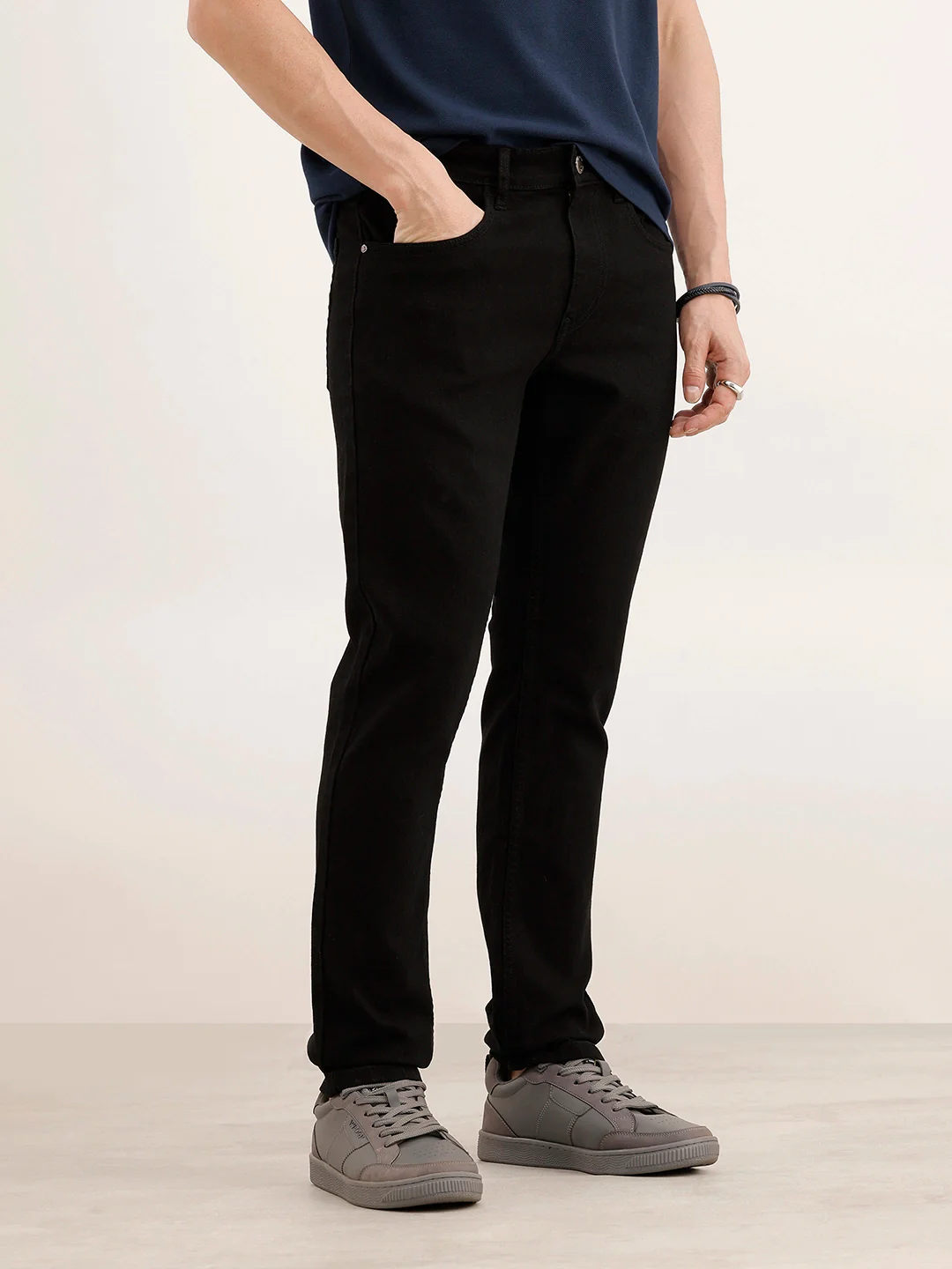 Classic Slim Fit Denim Jeans | Black - Image 4