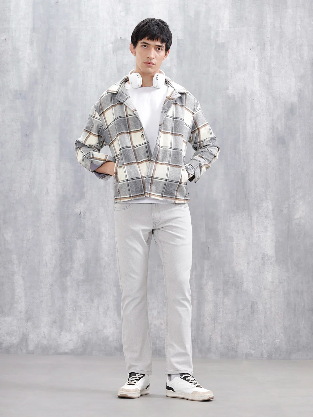 Classic Straight Fit Casual Jeans | Grey - Image 2