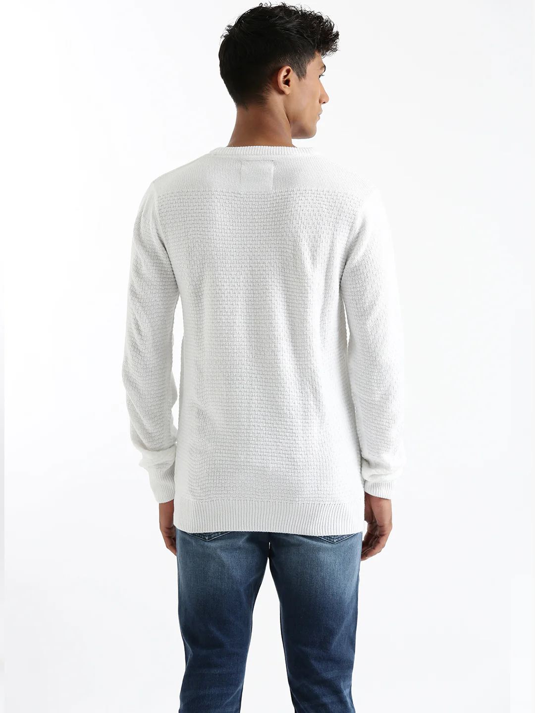 Classic Style White Sweater - Image 3