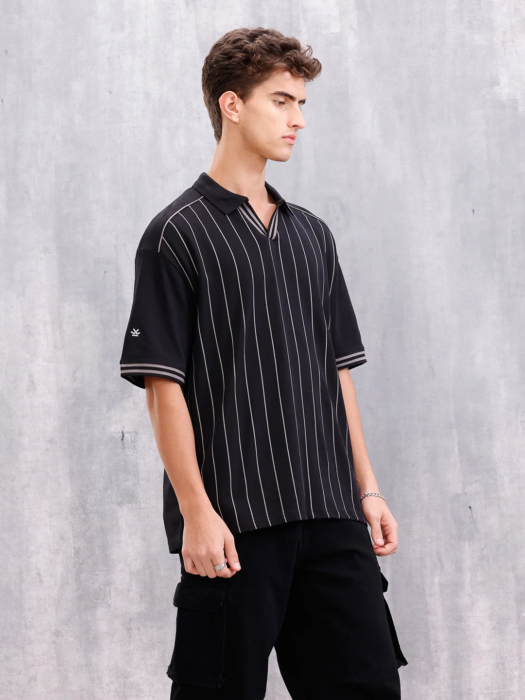 Club-Inspired Retro Johnny Collar Striped T-Shirt | Black - Image 4