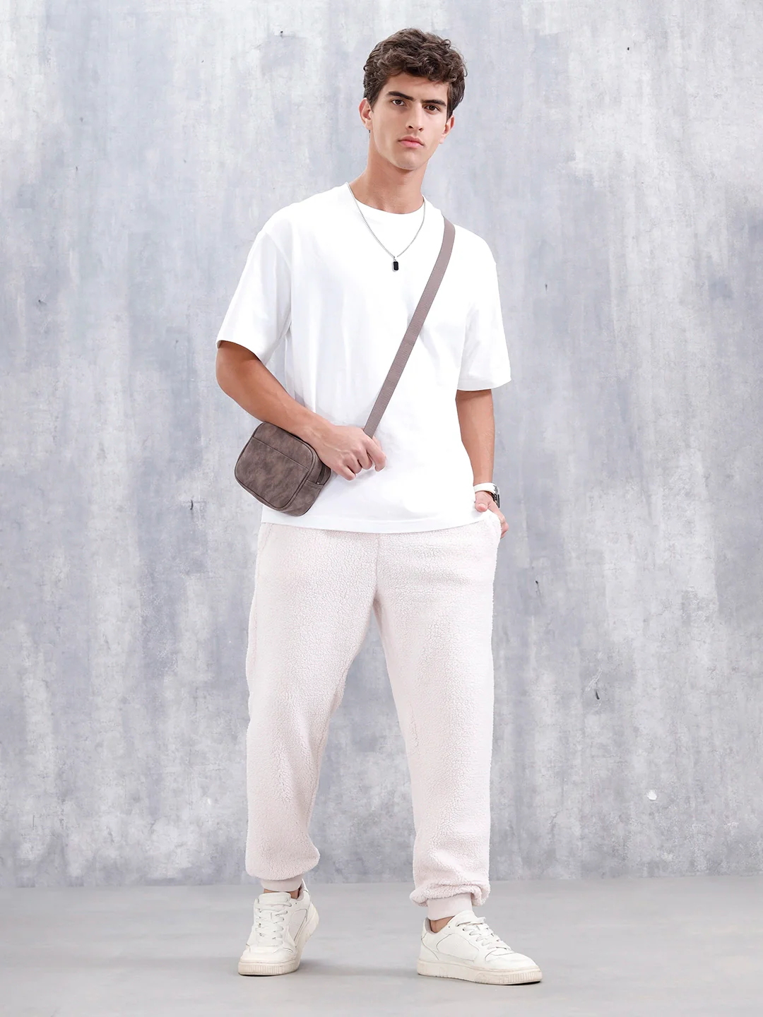 Comfort Fit Men'S Sherpa Joggers | Beige - Image 2