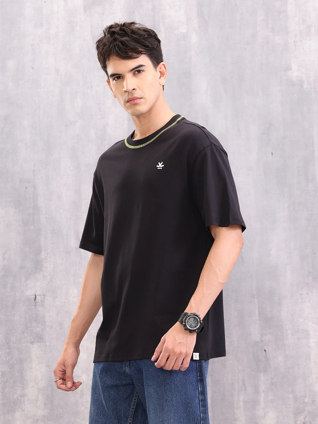 Contrast Flat Lock Detail Oversized Fit T-shirt | Black - Image 4