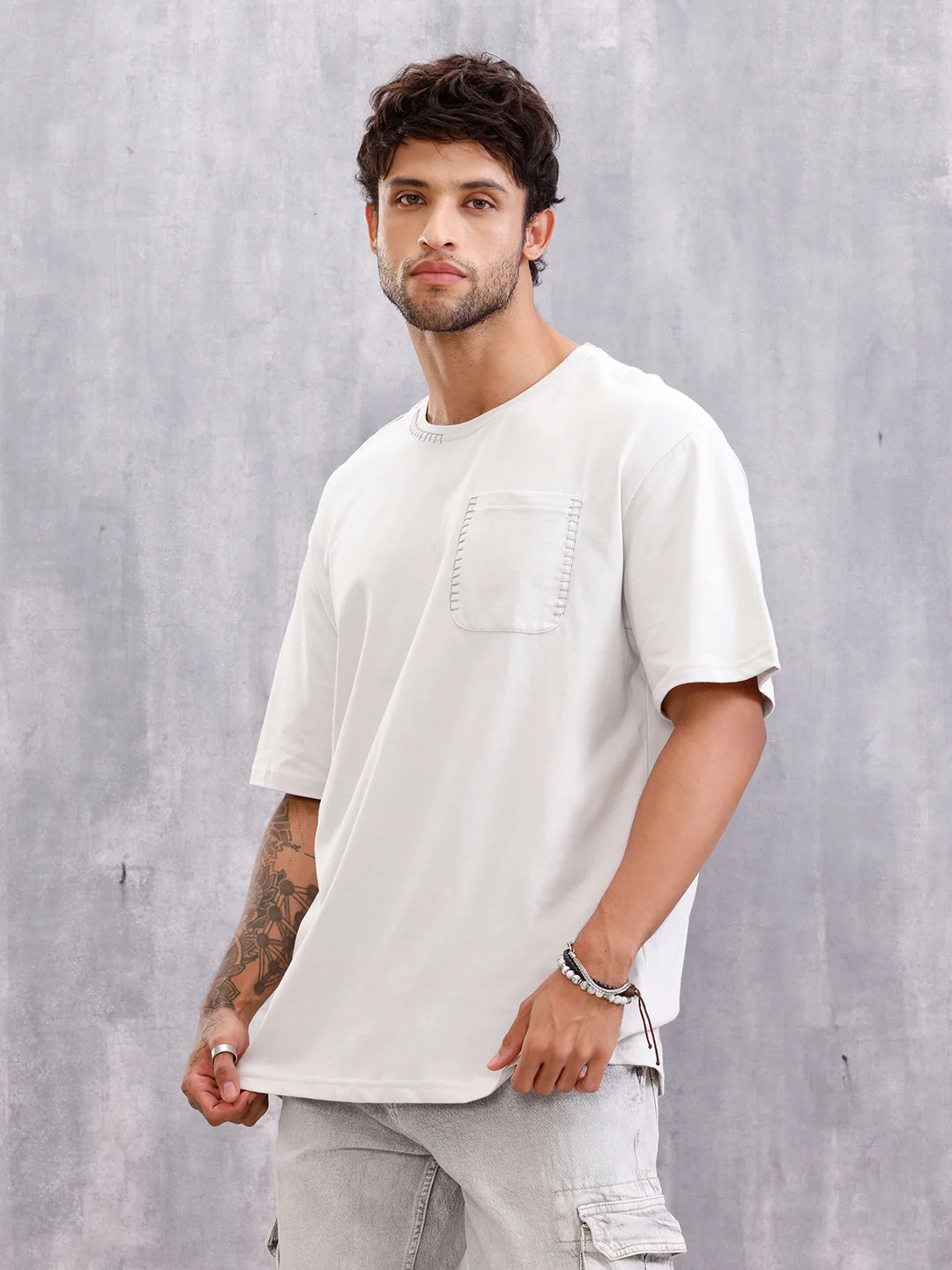 Contrast Stitch Detail Oversized Fit T-shirt With Patch Pocket | White - Image 4