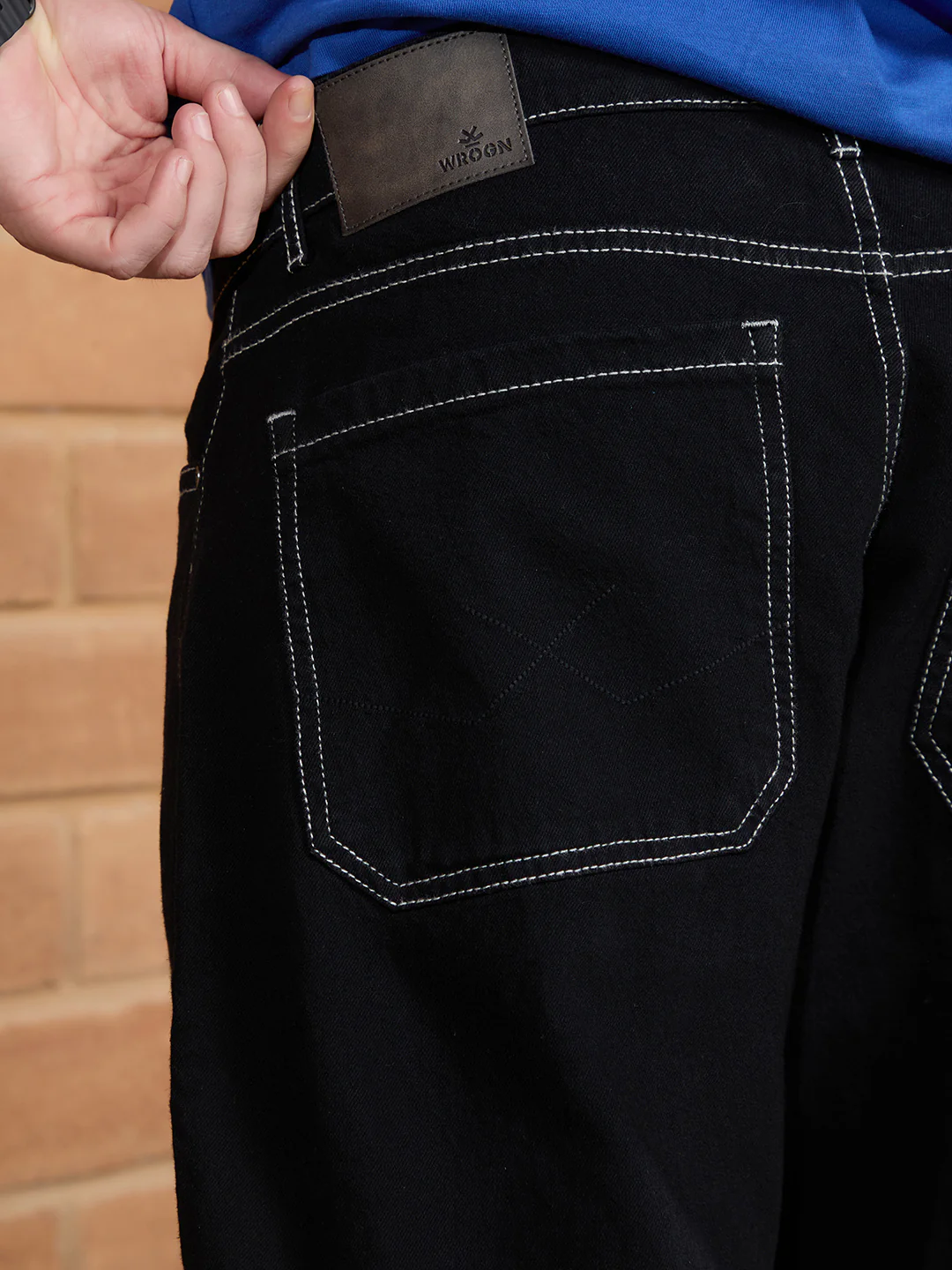 Contrast Stitch Loose Fit Jeans | Black - Image 5