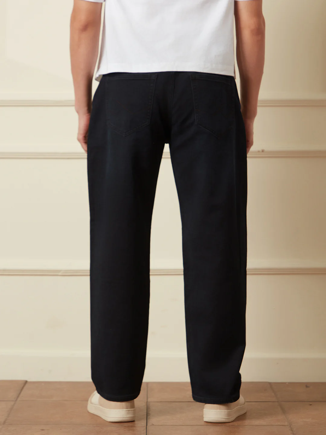 Solid Loose Fit Jeans | Black - Image 3