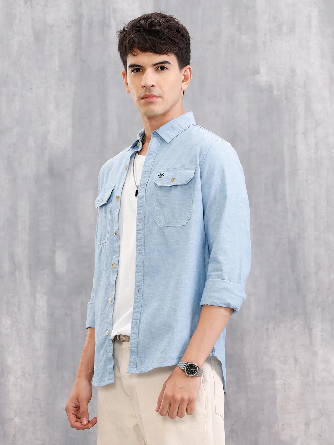 Double Pocket Chambray Shirt In Regular Fit  |  Blue - Image 4