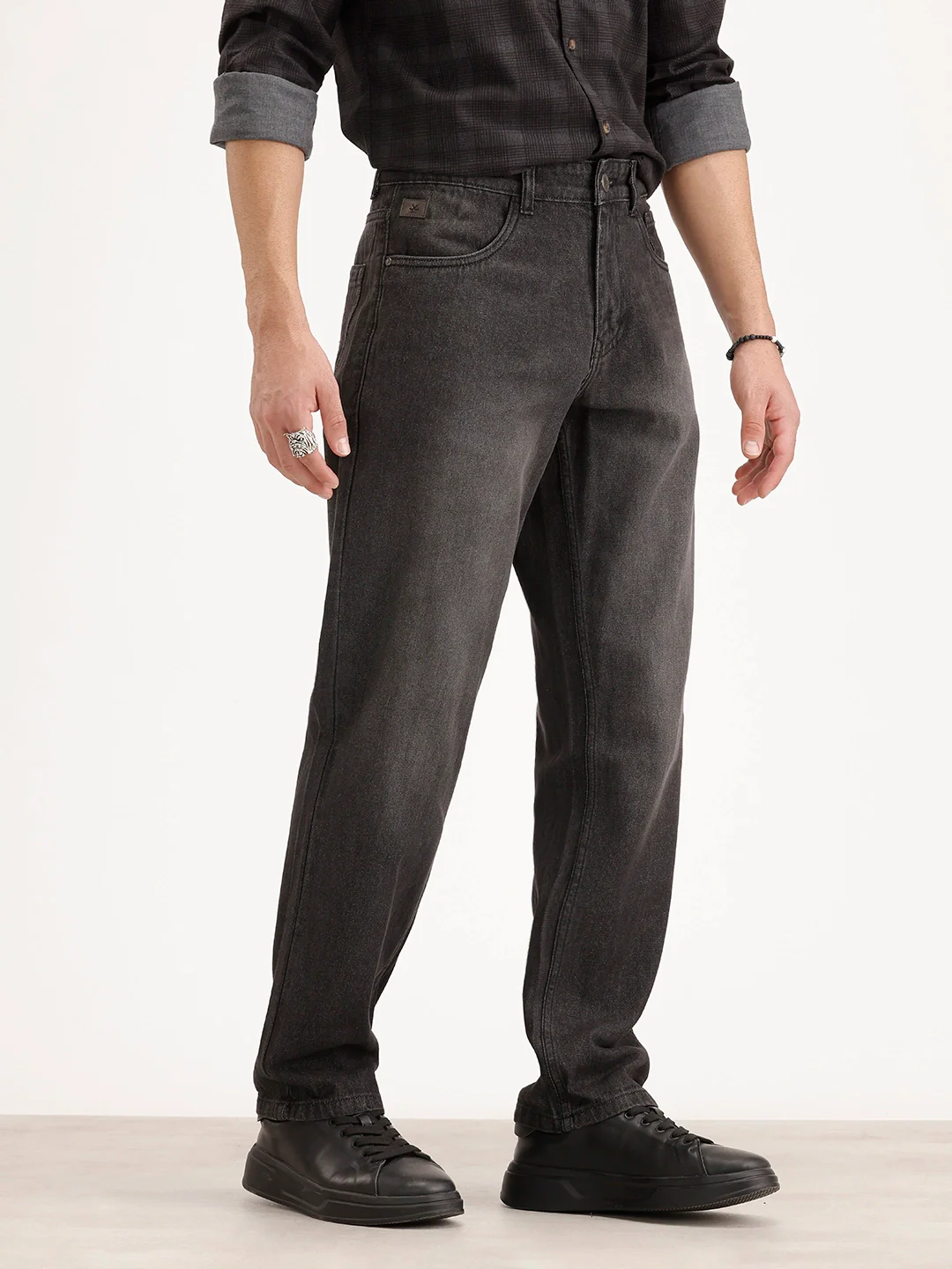Faded Anti Fit Denim Jeans | Black - Image 4