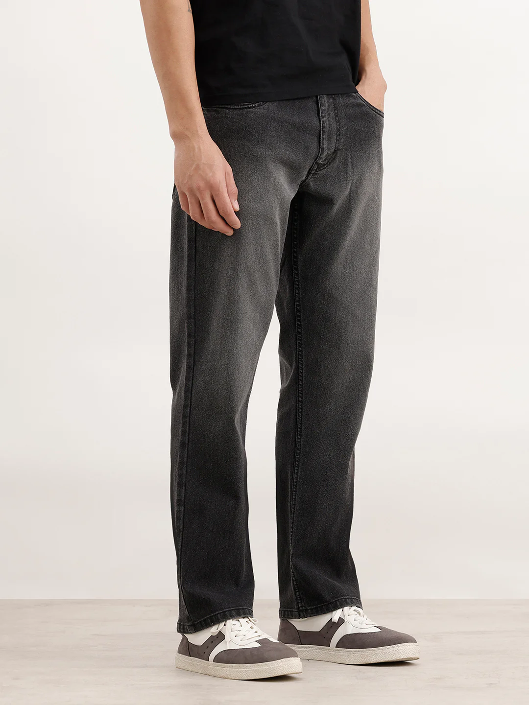 Faded Anti Fit Denim Jeans  | Grey - Image 4