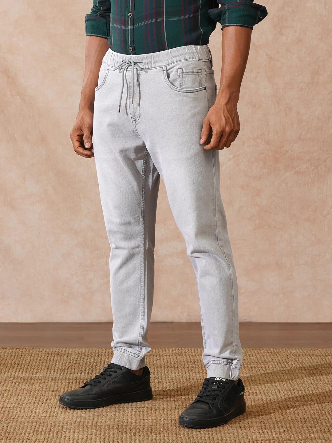 Faded Denim Jogger | Grey - Image 4