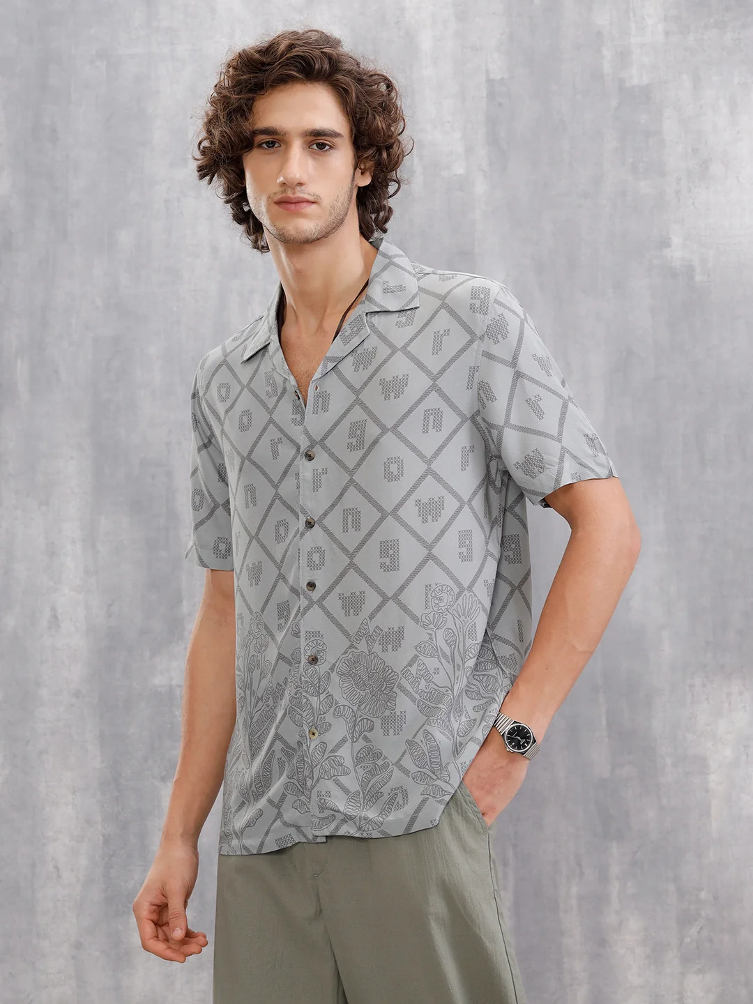 Fluid Placement Print Shirt In Resort Collar  |  Grey - Image 5