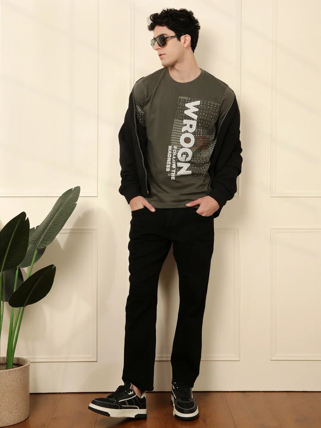 Follow the Madness Printed T-Shirt - Image 2