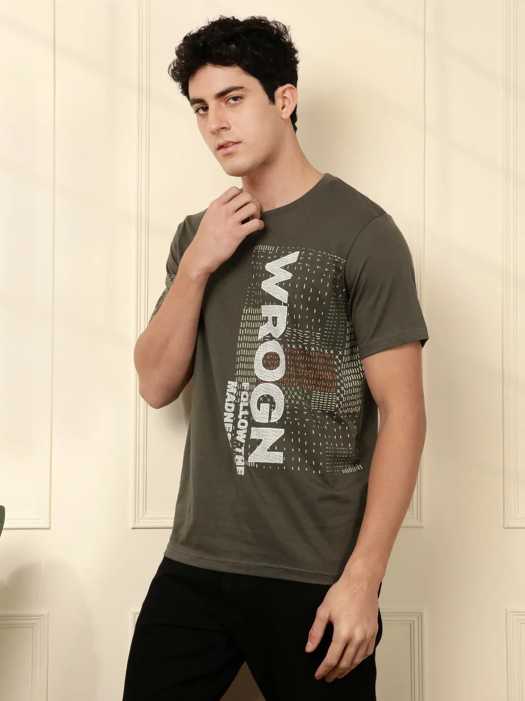 Follow the Madness Printed T-Shirt - Image 4