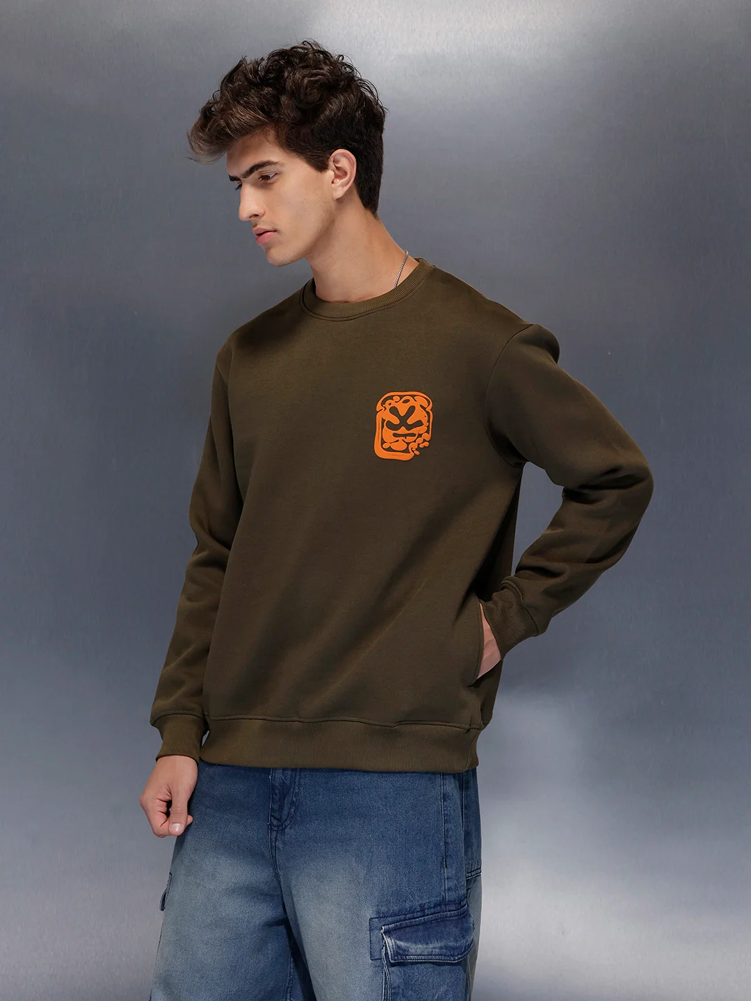 Graphic Accent Sweatshirt | Olive - Image 10