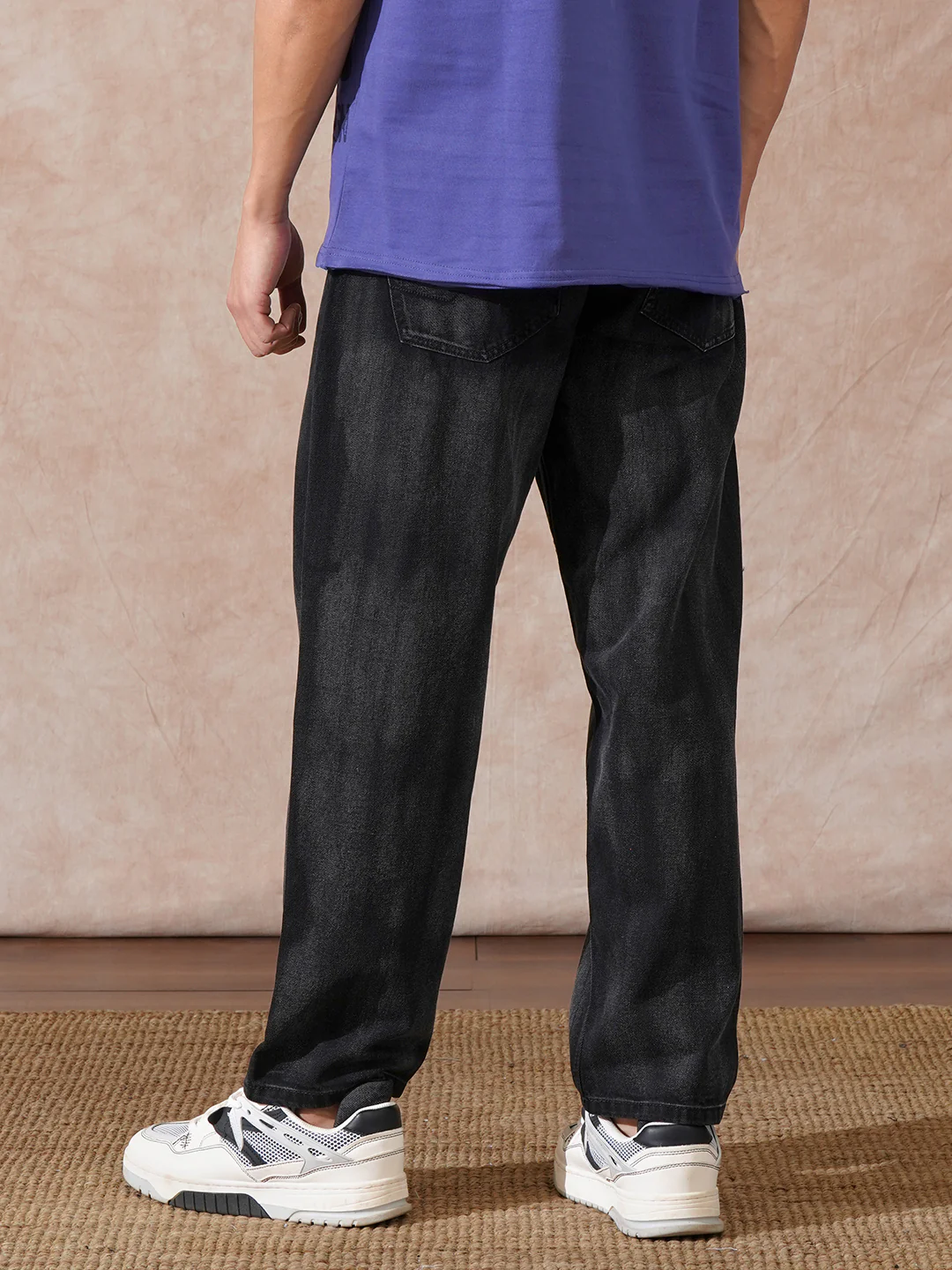 Heavy Fade Loose Fit Jeans | Black - Image 3