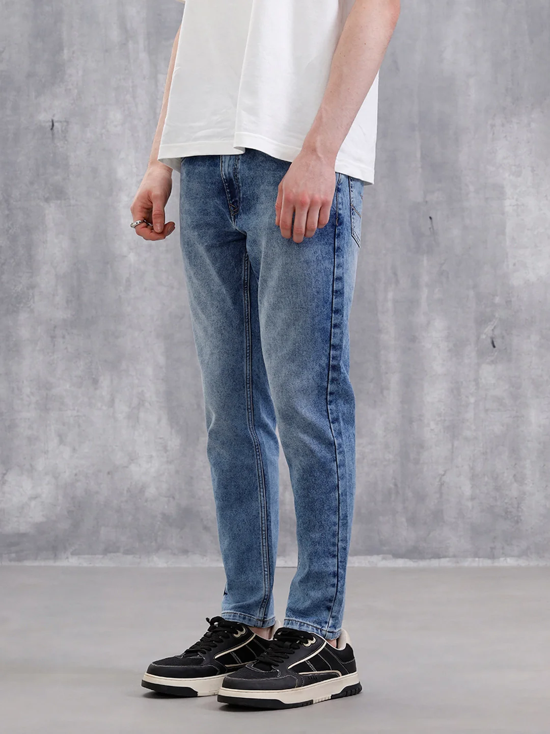 Heavy Fade Skinny Crop Jeans | Blue - Image 4
