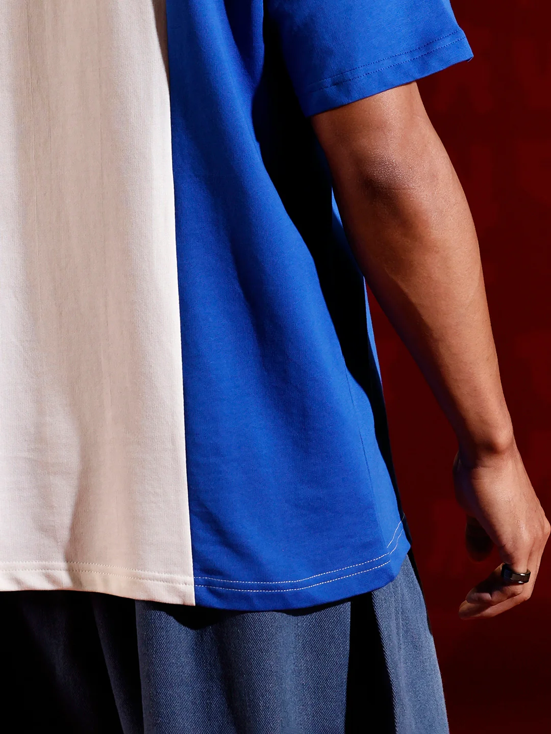 Japanese chest print color-block T-shirt | Off white - Image 6