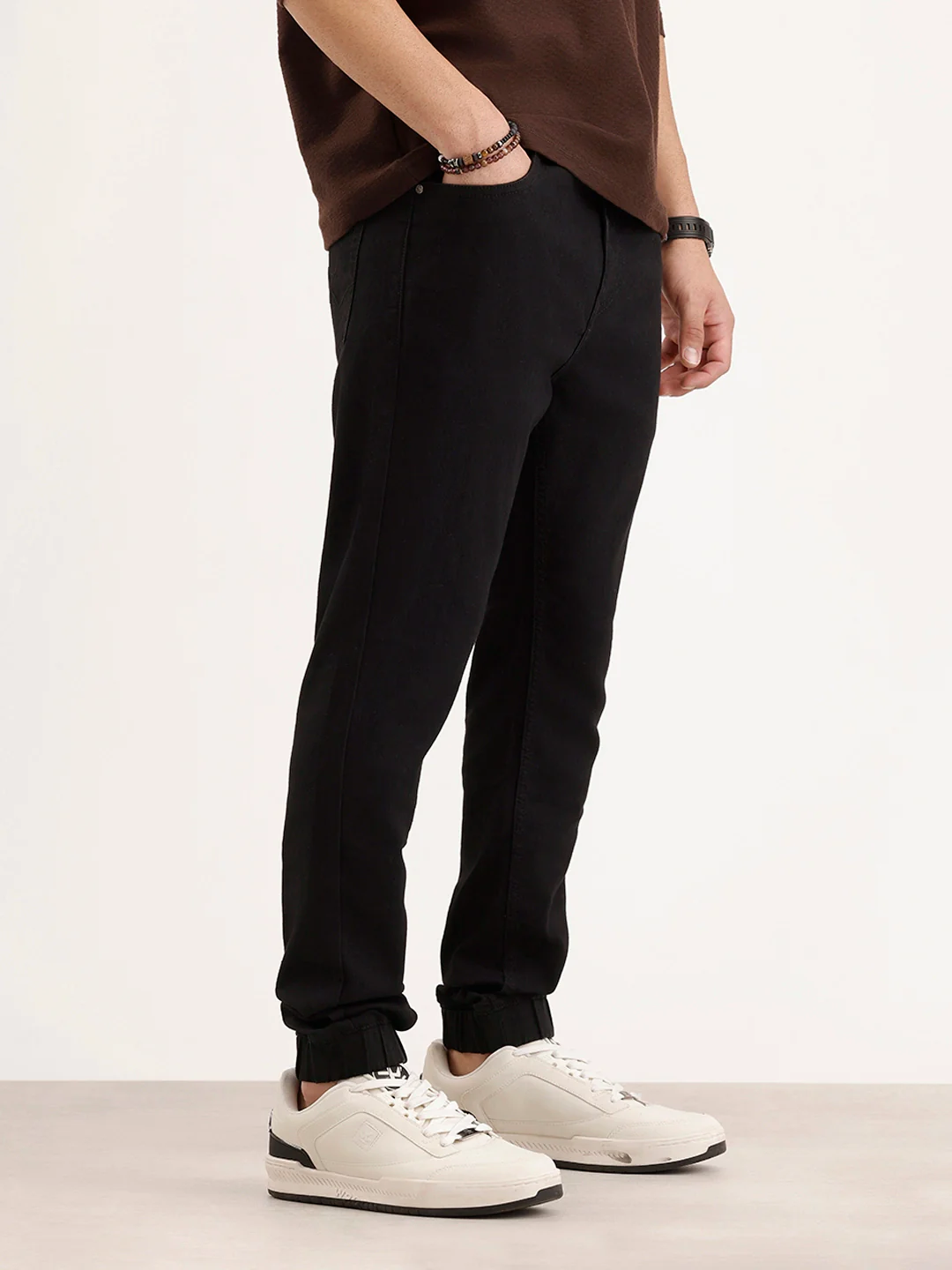 Jogger Fit Denim Jeans | Black - Image 4