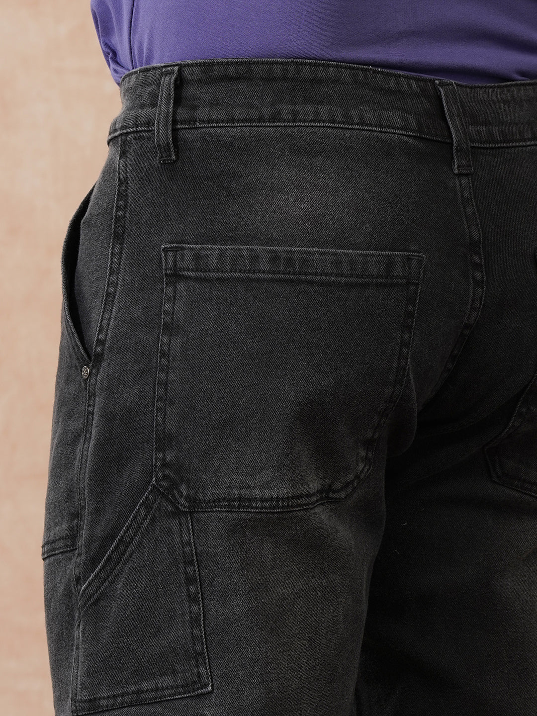 Light Fade Cargo Jeans | Black - Image 5