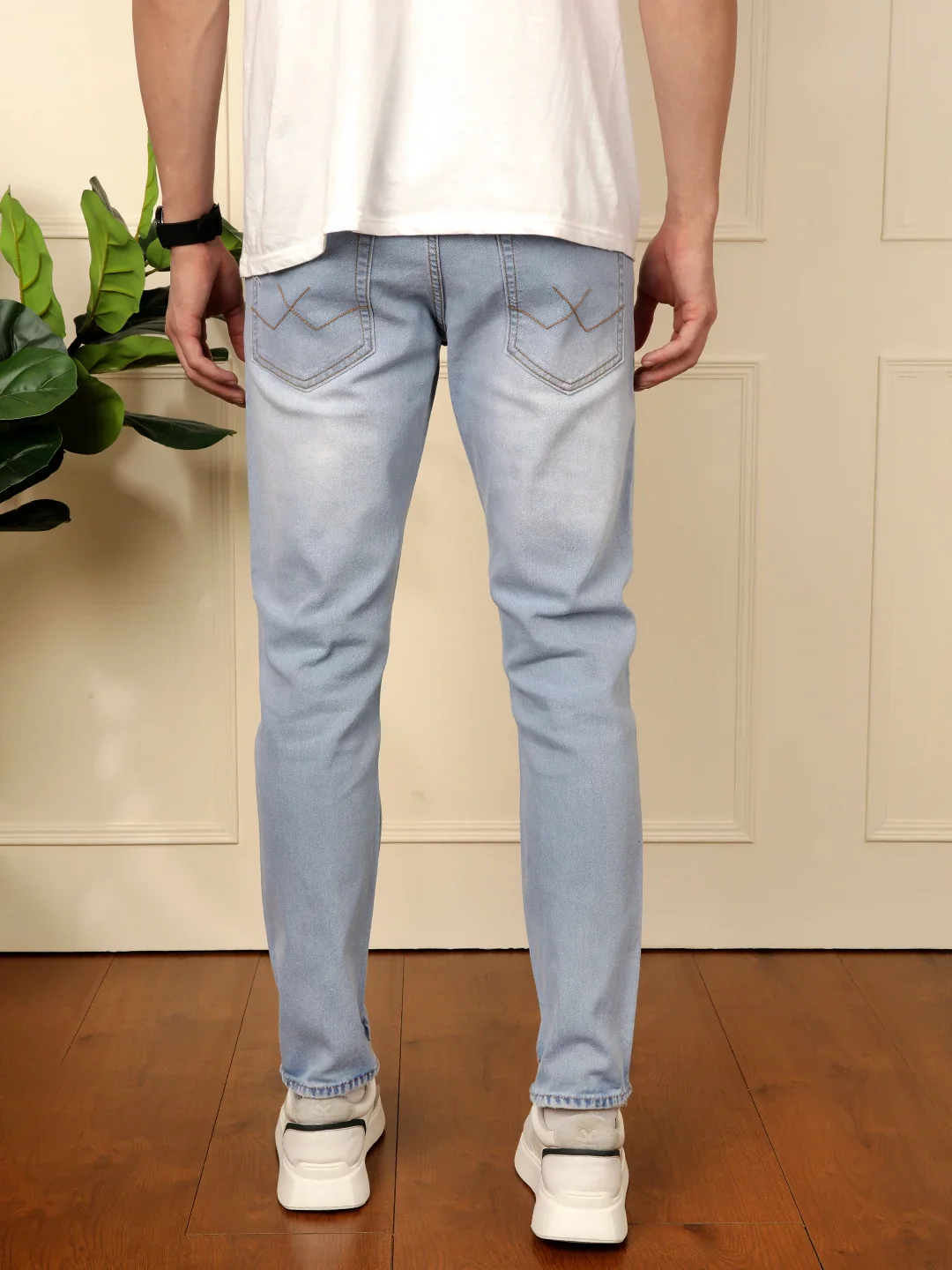 Light Fade Casual Jeans in Blue - Image 3